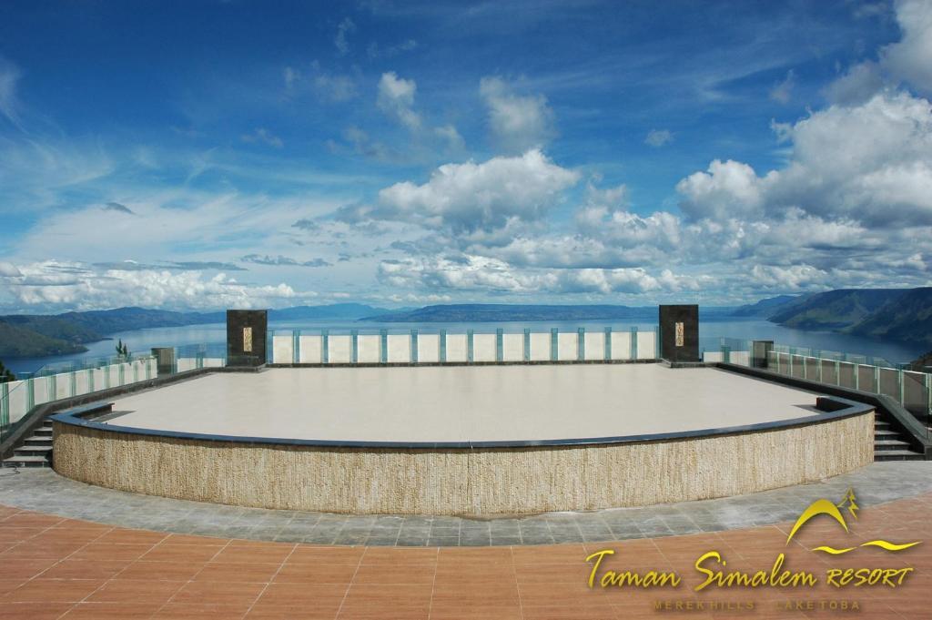 Taman Simalem Resort Tongging Buitenkant foto