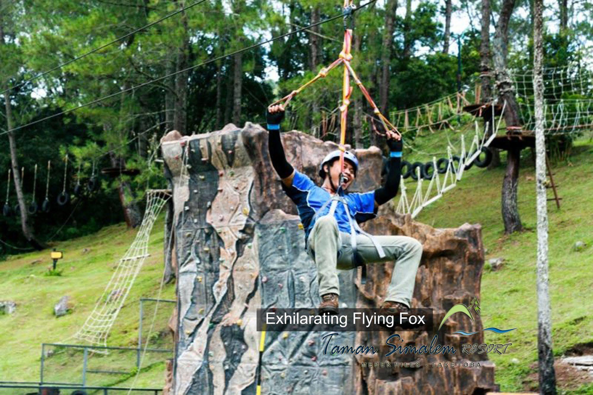 Taman Simalem Resort Tongging Buitenkant foto