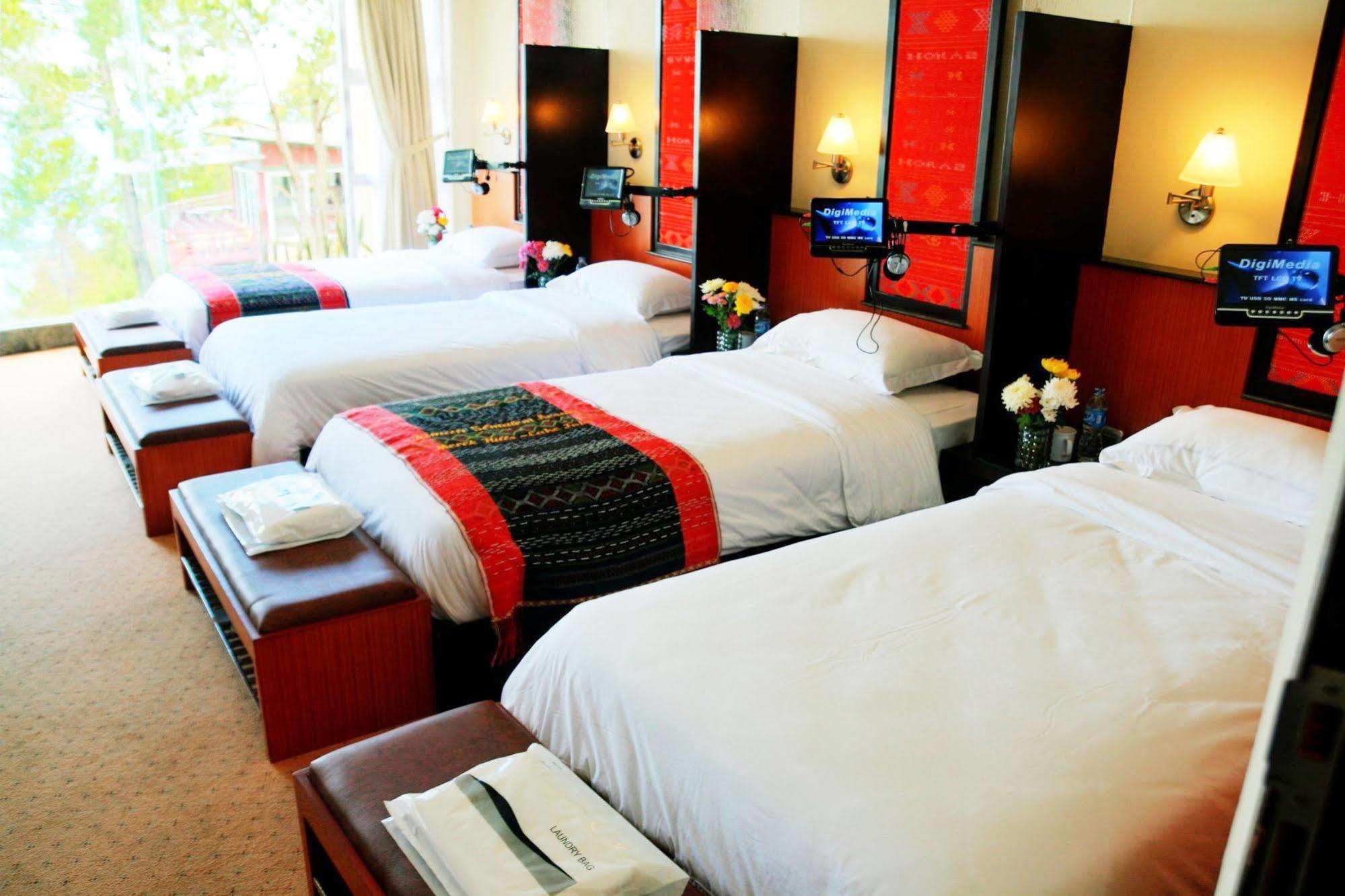 Taman Simalem Resort Tongging Buitenkant foto